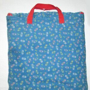 Handmade Patchwork Pocketed w/Handle Play Quilt – Vintage Cotton